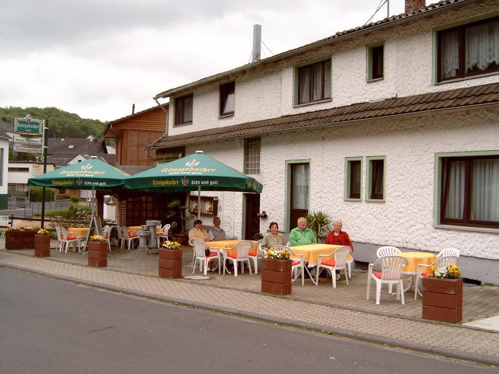 Weimer Hotel Weinaehr Exterior photo